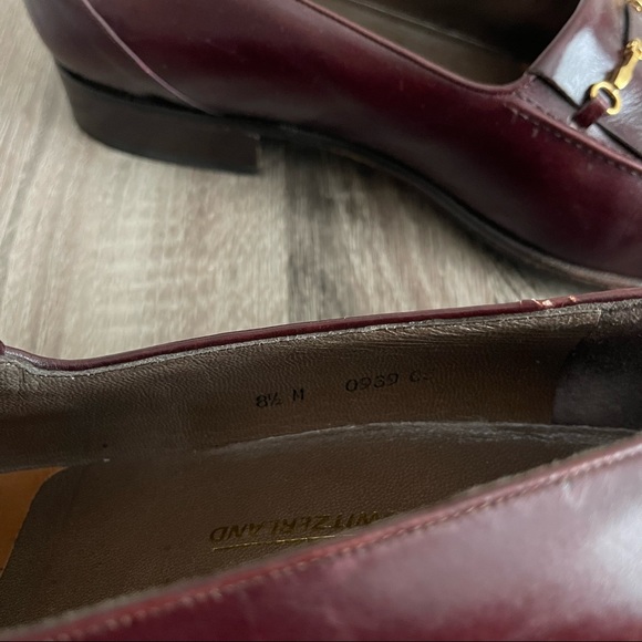 BALLY SWITZERLAND // burgundy leather vintage loafers (Sz. 8.5) - Picture 3 of 6